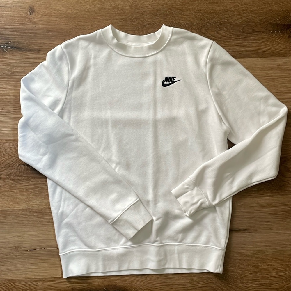 Women’s Nike Sweatshirt